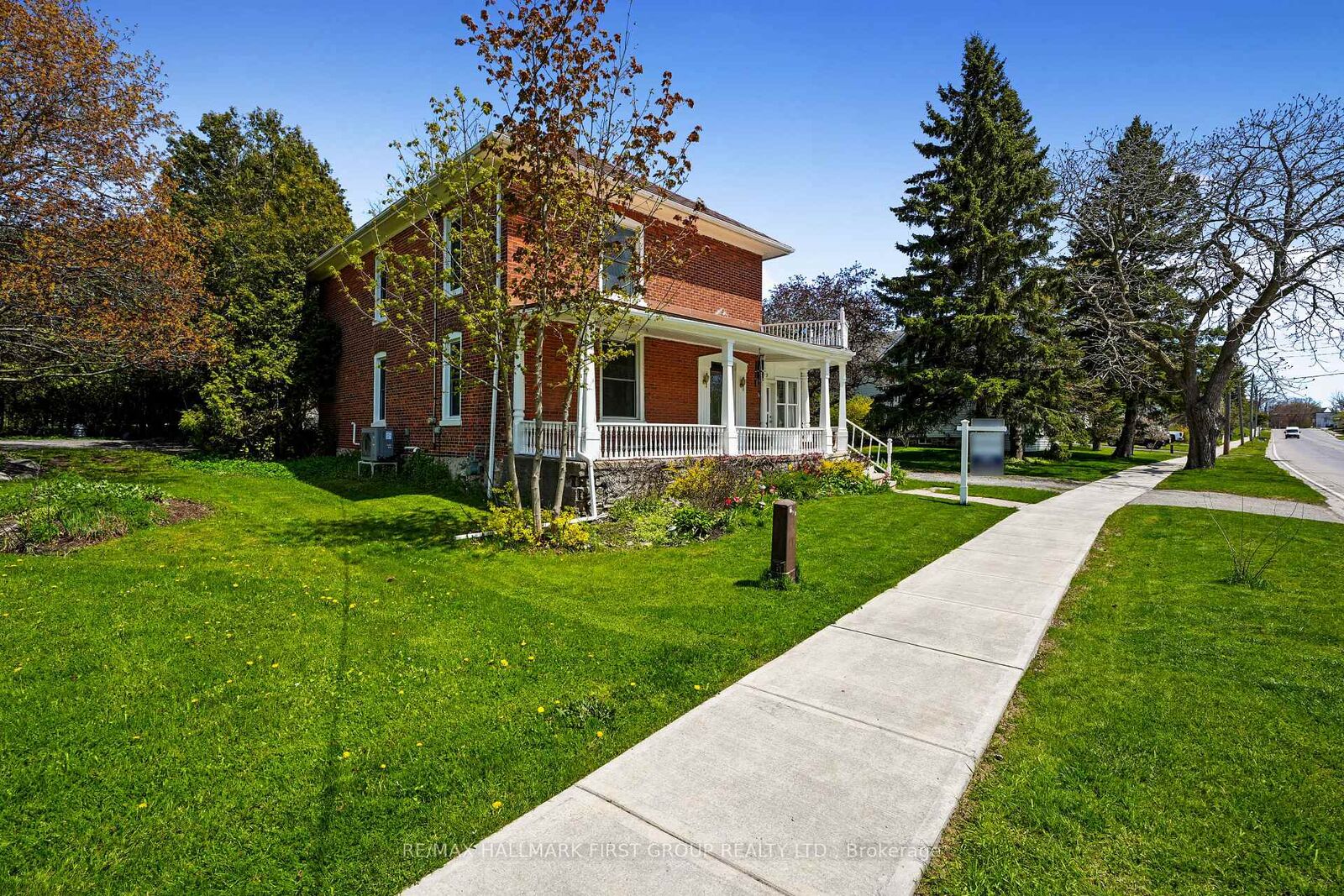 Property Photo:  54 Toronto Street  ON K0K 1S0 