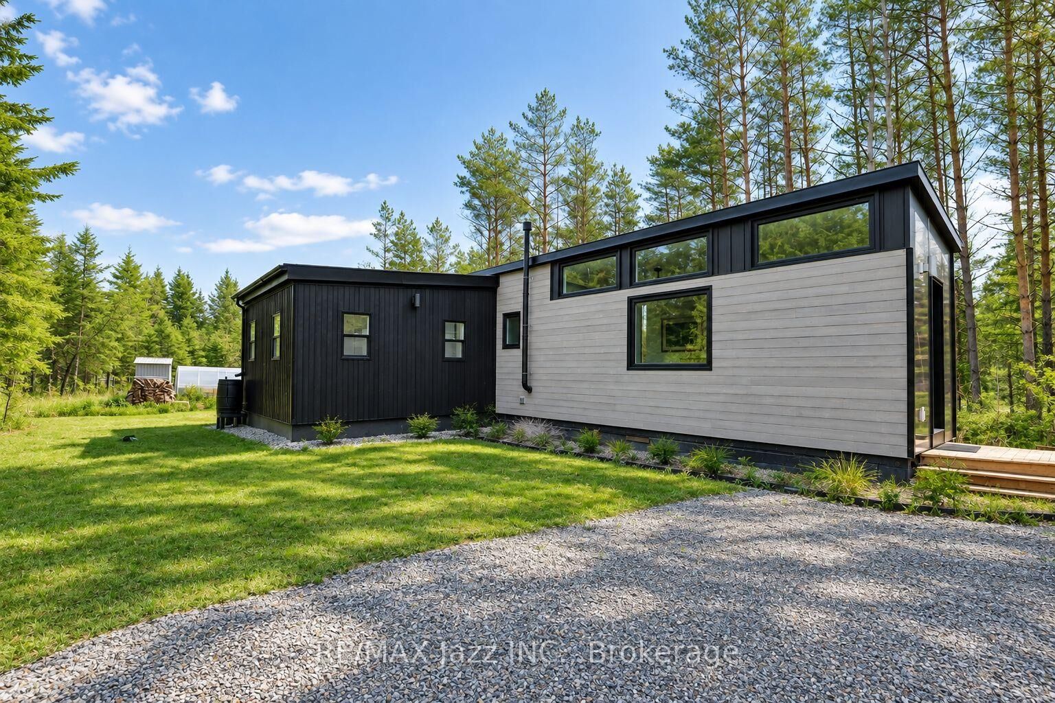 Property Photo:  473 Fleetwood Road  ON L0B 1K0 