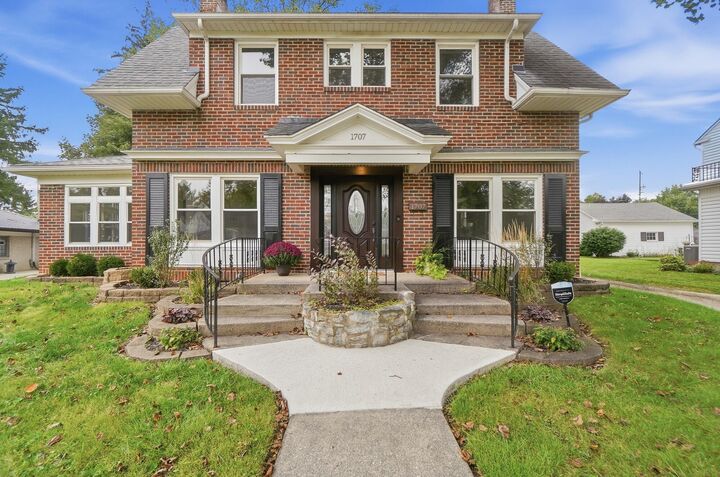Property Photo:  1707 Longview Drive  OH 45504 