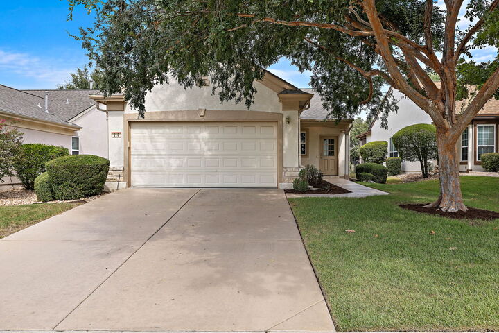 Property Photo:  210 Crockett Loop  TX 78633 