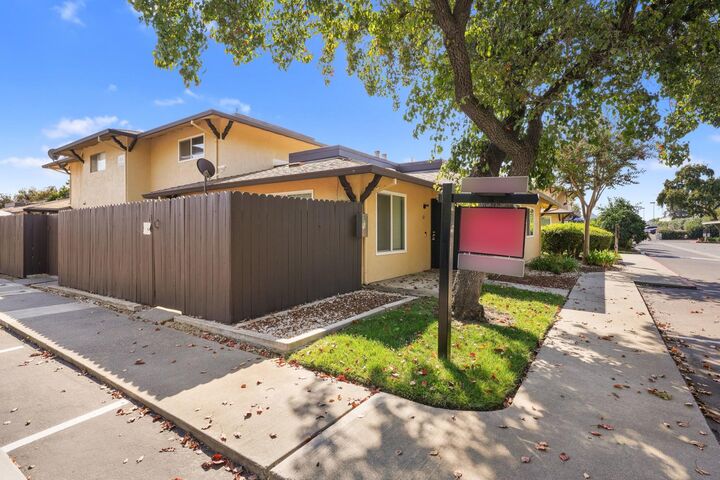 Property Photo:  56 W Elliot Street 61  CA 95695 