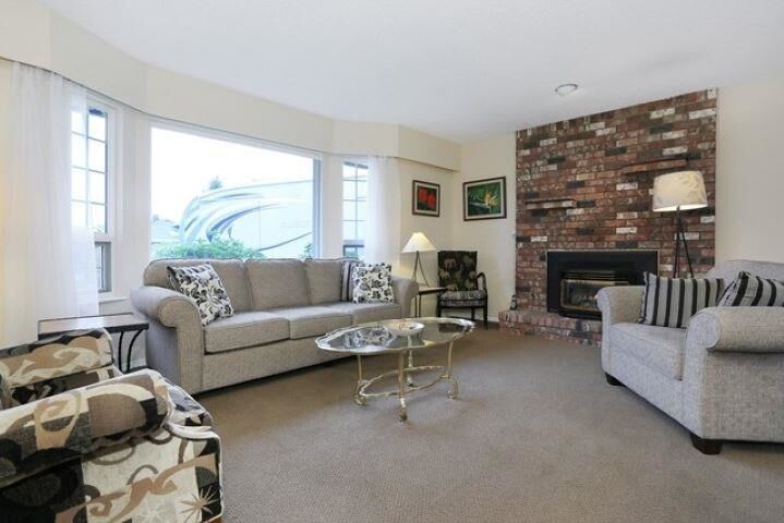 Property Photo:  5372 46 Avenue  BC V4K 3S9 