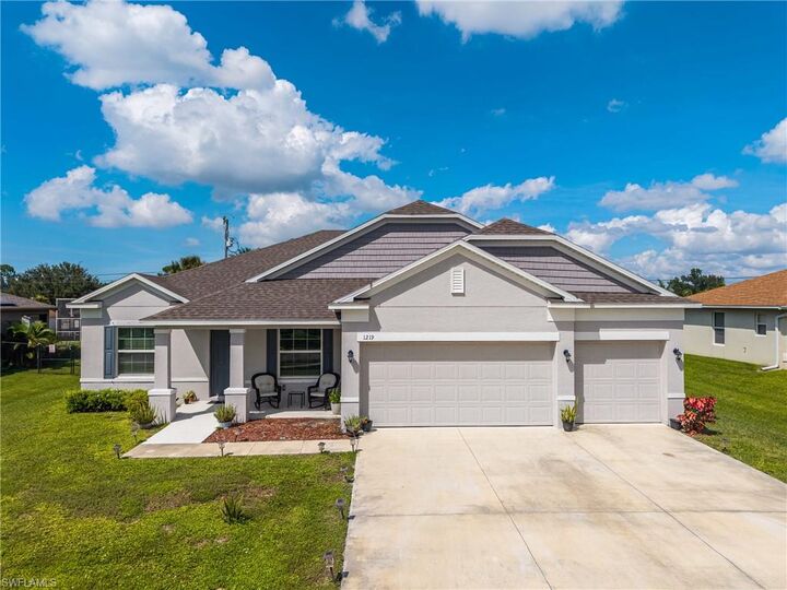 Property Photo:  1219 SW 10th St  FL 33991 