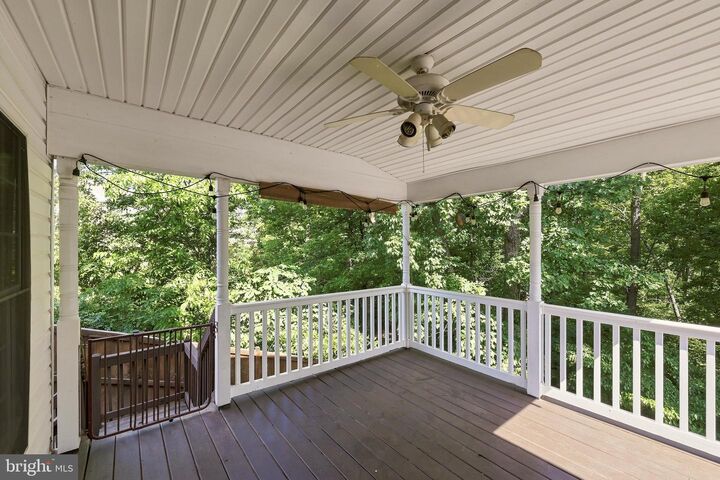 Property Photo:  151 Travis Court  VA 22602 