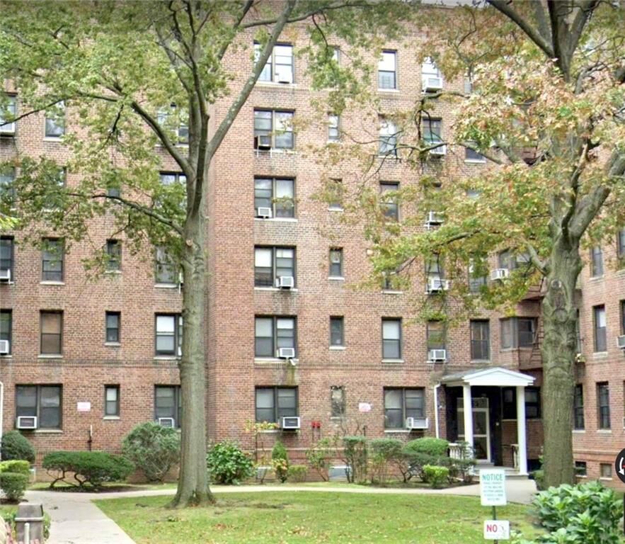 Property Photo:  2455 Haring Street 3D  NY 11235 