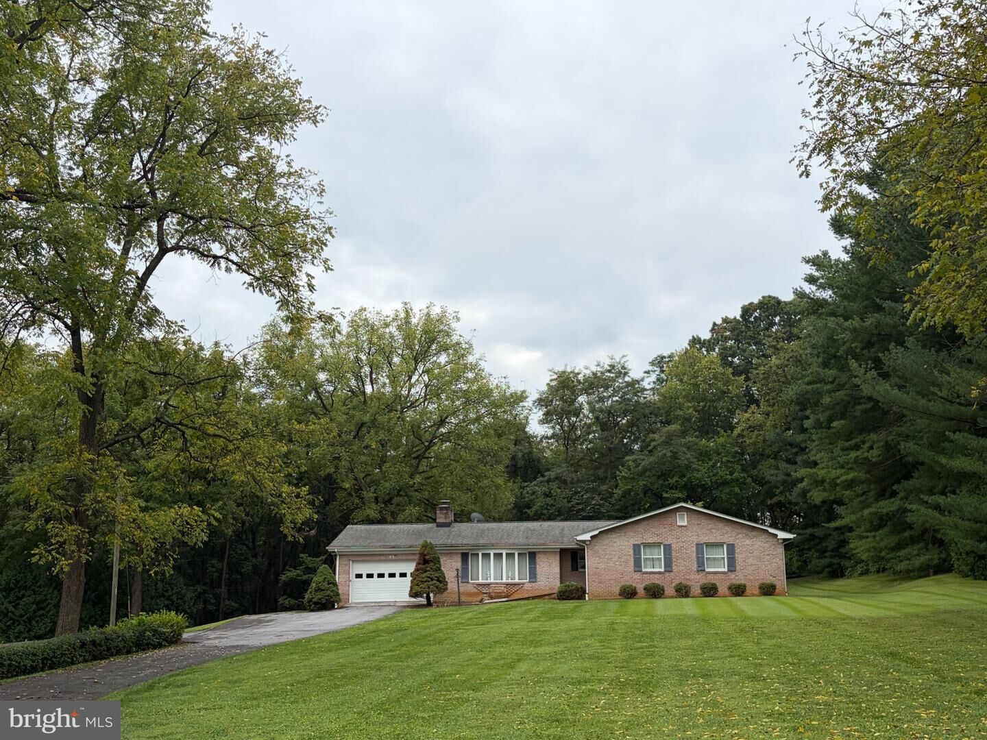 Property Photo:  76 Davis Lane  VA 22611 