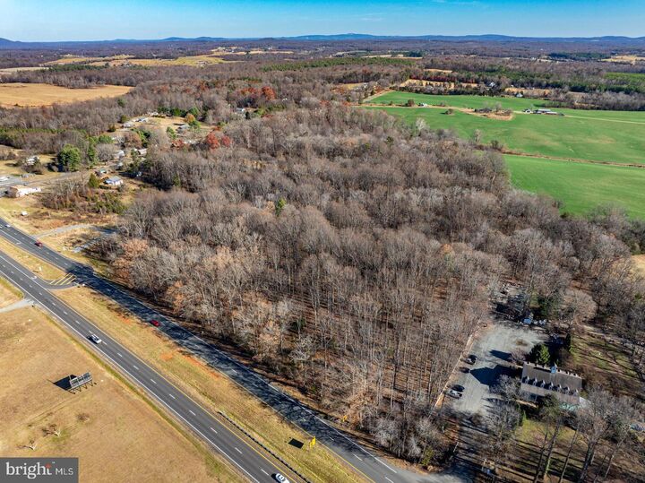 Property Photo:  55-38B Seminole Trail N  VA 22727 