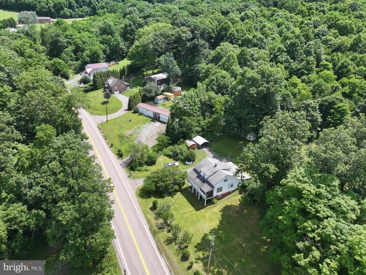 Property Photo:  6658 Cumberland Highway  PA 15545 