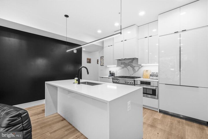 Property Photo:  1729 T Street NW 3  DC 20009 