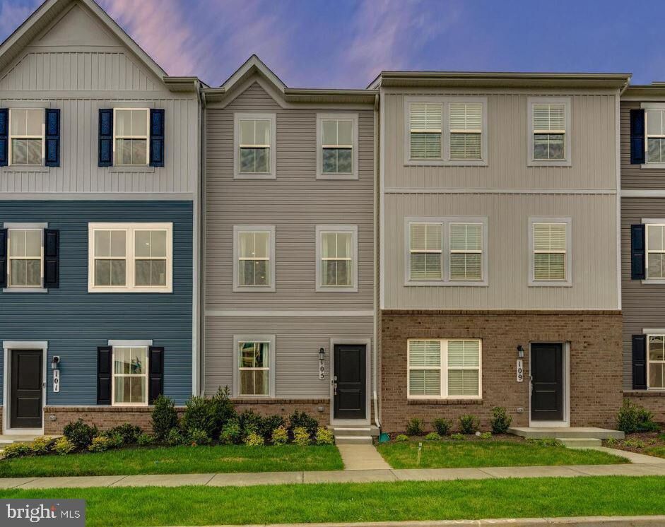 Property Photo:  427 Silver Birch Drive Hs 230  WV 25438 