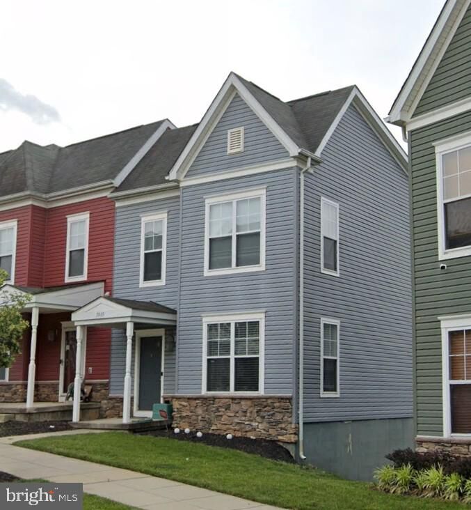Property Photo:  5015 Ivory Walters Lane SE  DC 20019 