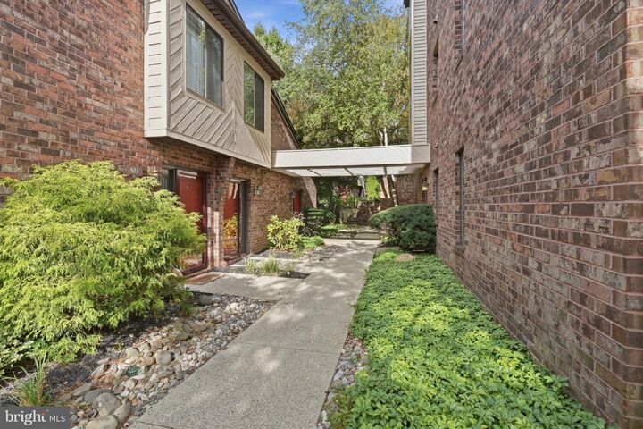 Property Photo: 404 Mountainview Drive 404 PA 19087