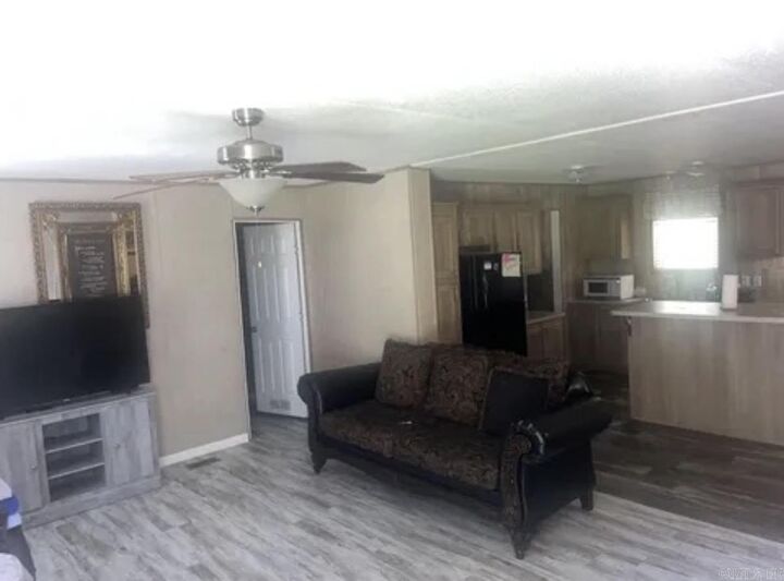 Property Photo: 401 E Jackson AR 71655