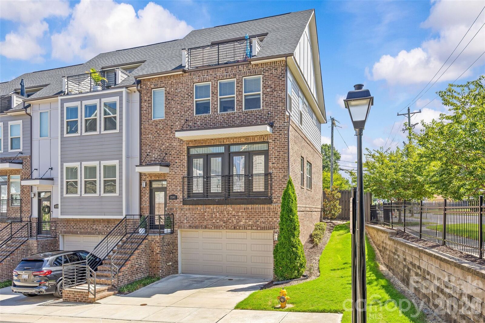 Property Photo:  17141 Soho Drive  NC 28204 