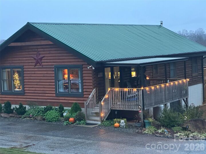 Property Photo:  242 Falling Creek Drive  NC 28761 
