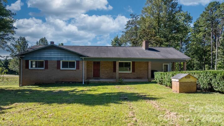 Property Photo: 1771 Laura Lane NC 28645