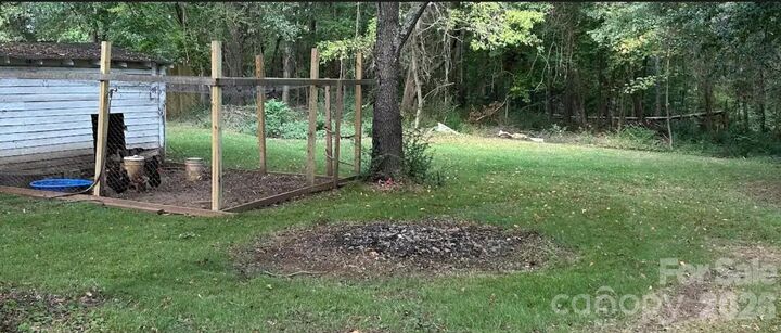 Property Photo:  14903 Beatties Ford Road  NC 28078 