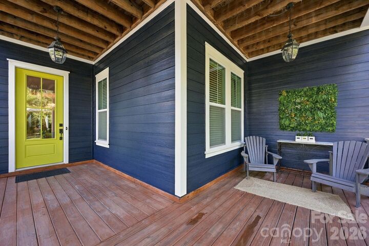 Property Photo: 19034 Cypress Garden Drive NC 28036