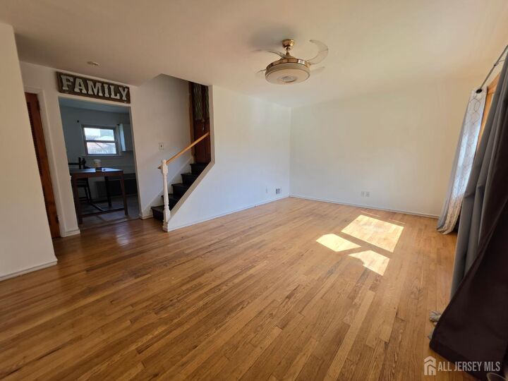 Property Photo:  24 Louis Street  NJ 08859 