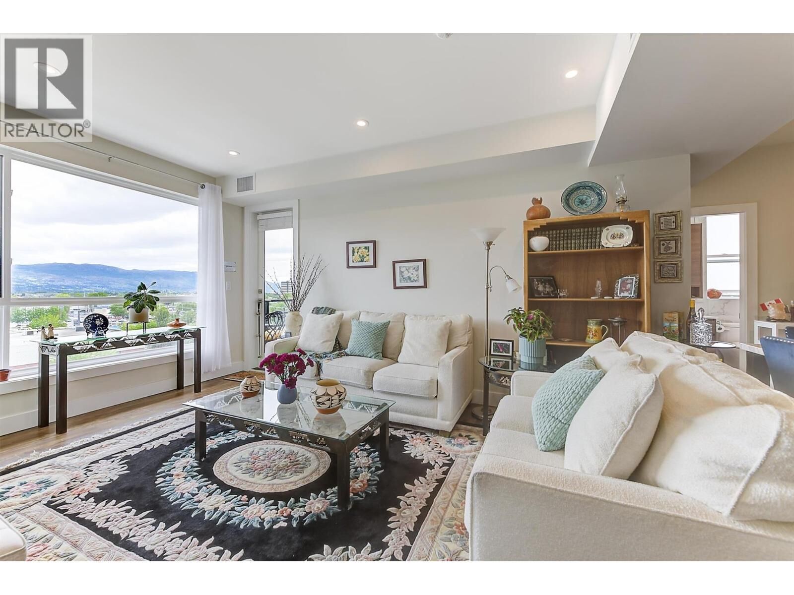 Property Photo:  1925 Enterprise Way 608  BC V1Y 0J8 