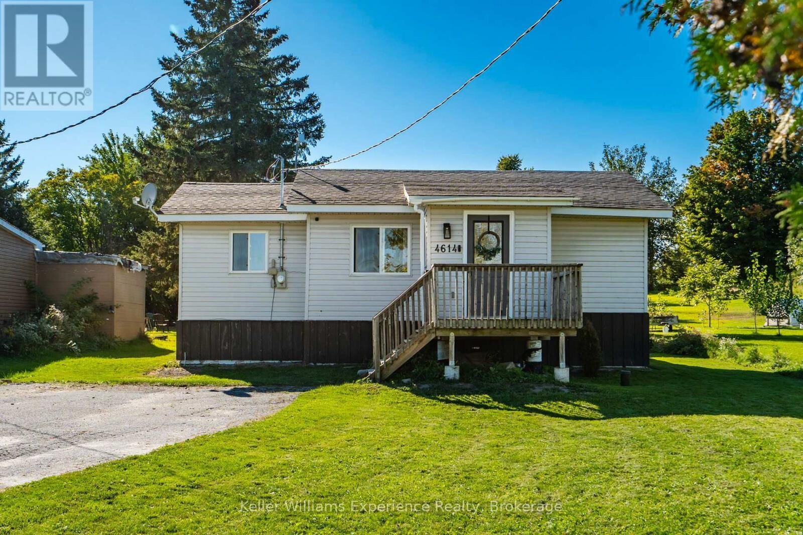 Property Photo:  4614 25 Sideroad  ON L3V 6H7 