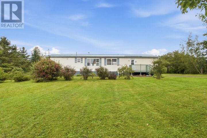 Property Photo:  366 Highway 236  NS B0N 2A0 