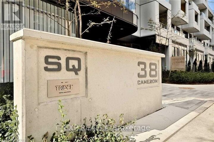 Property Photo: 38 Cameron Street Ph19 ON M5T 0C3