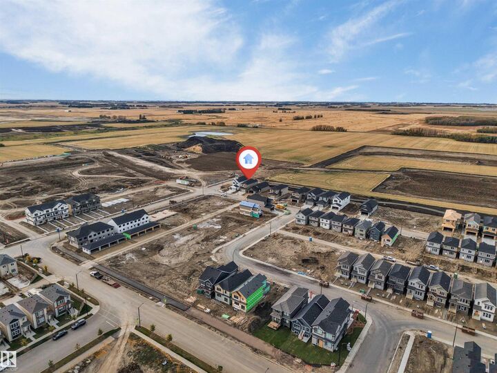 Property Photo: 517 Ashgrove Ci AB T9E 0K8