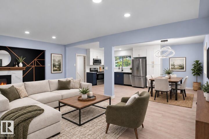 Property Photo:  7501 95 Av NW  AB T6C 1X4 