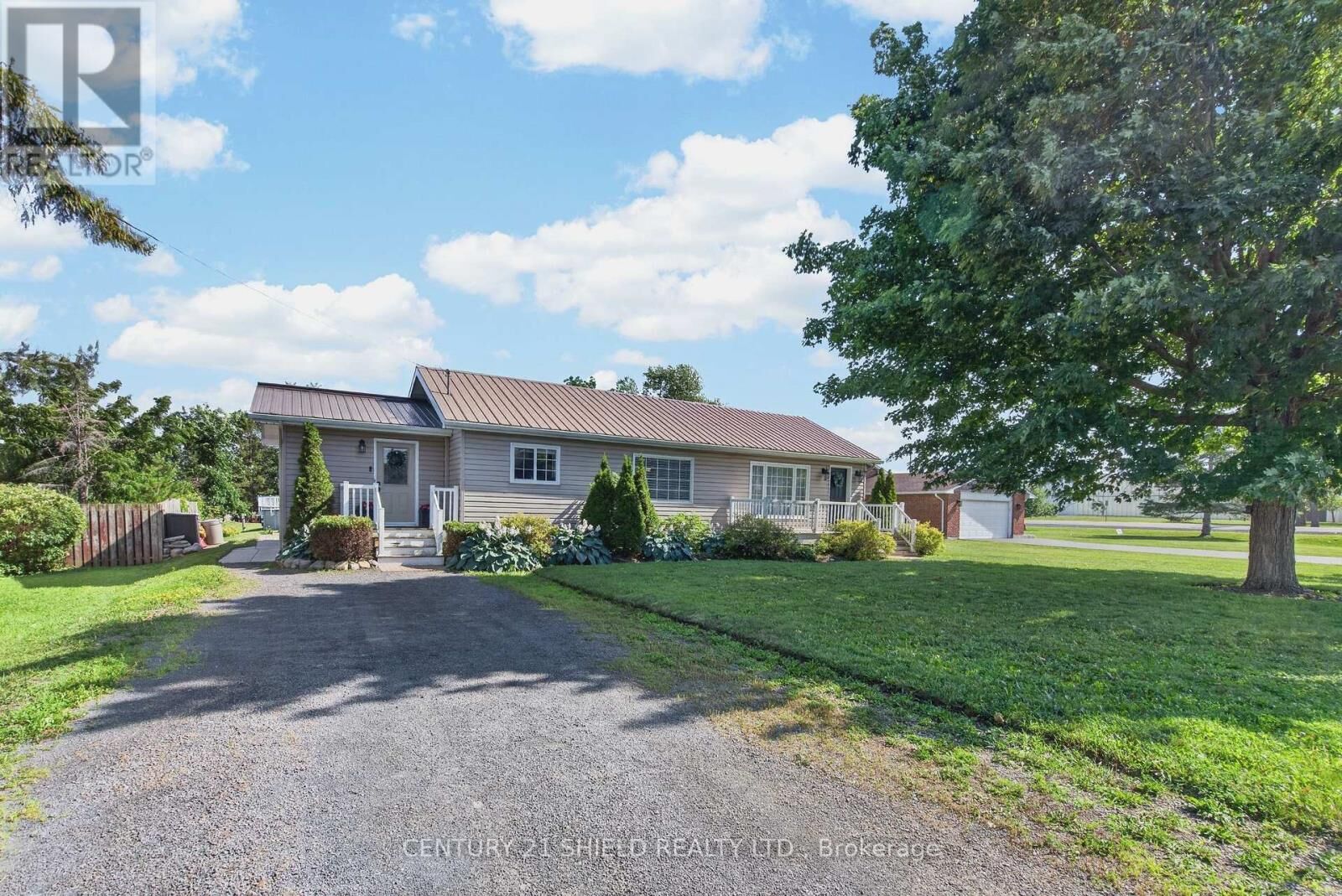 Property Photo:  16316 Jenkins Road  ON K0C 1P0 