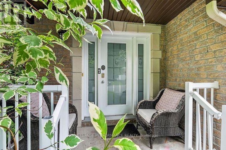 Property Photo: 266 Mica Crescent West ON K4K 0E2
