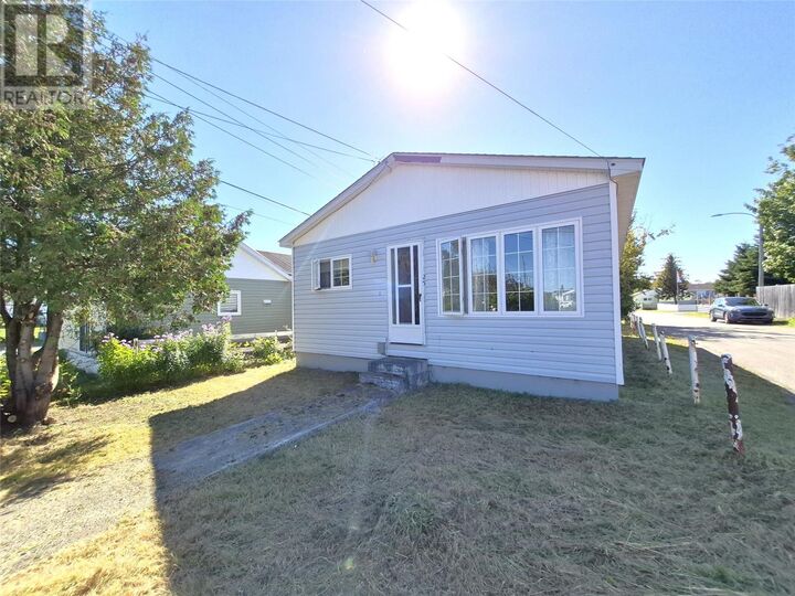 Property Photo:  25 Patrick Street  NL A2B 1A4 
