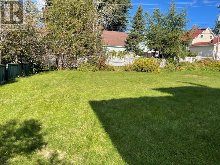 Property Photo:  104 Lincoln Road  NL A2A 1N5 