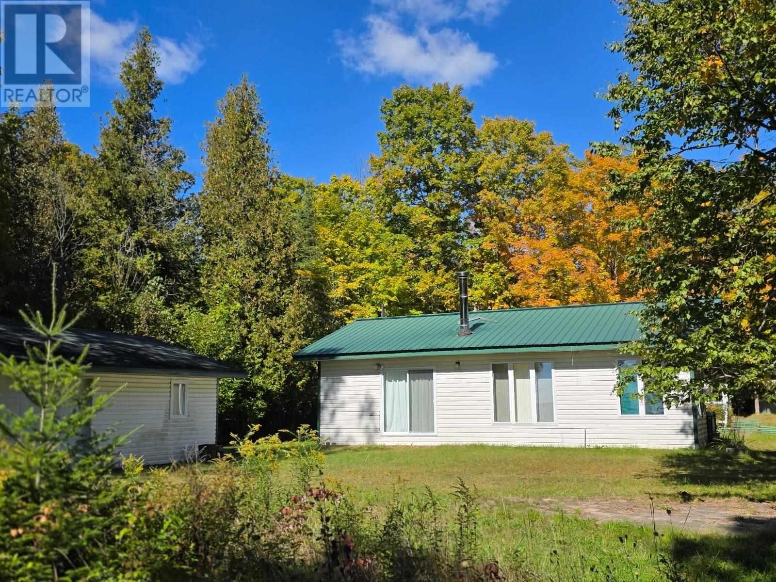 Property Photo:  5395 Ellwood Blvd  ON P0R 1G0 