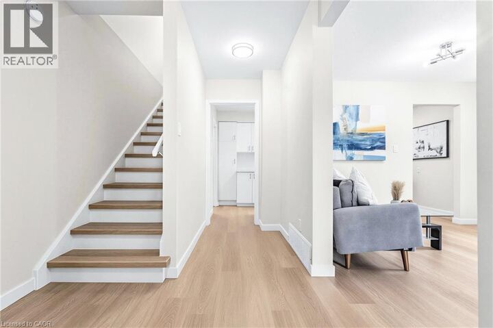 Property Photo:  506 Lonelm Court A  ON N2L 5E1 