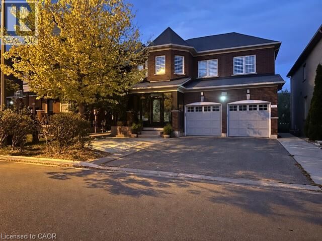 Property Photo:  472 Nairn Circle  ON L9T 8A7 