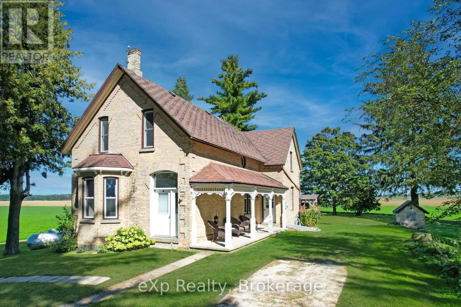 Property Photo:  482 10 Sideroad South  ON N0G 2V0 