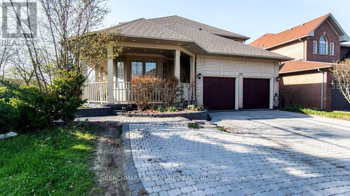 Property Photo:  75 Boxwood Crescent  ON L3S 3V3 