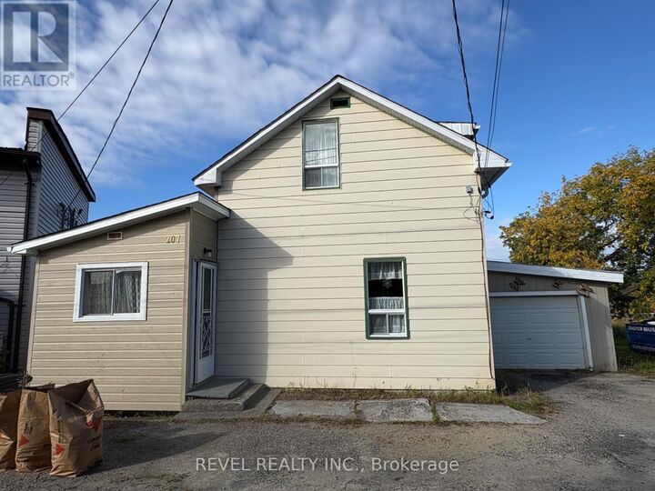 Property Photo:  207 Co-Op Lane  ON P0L 1C0 