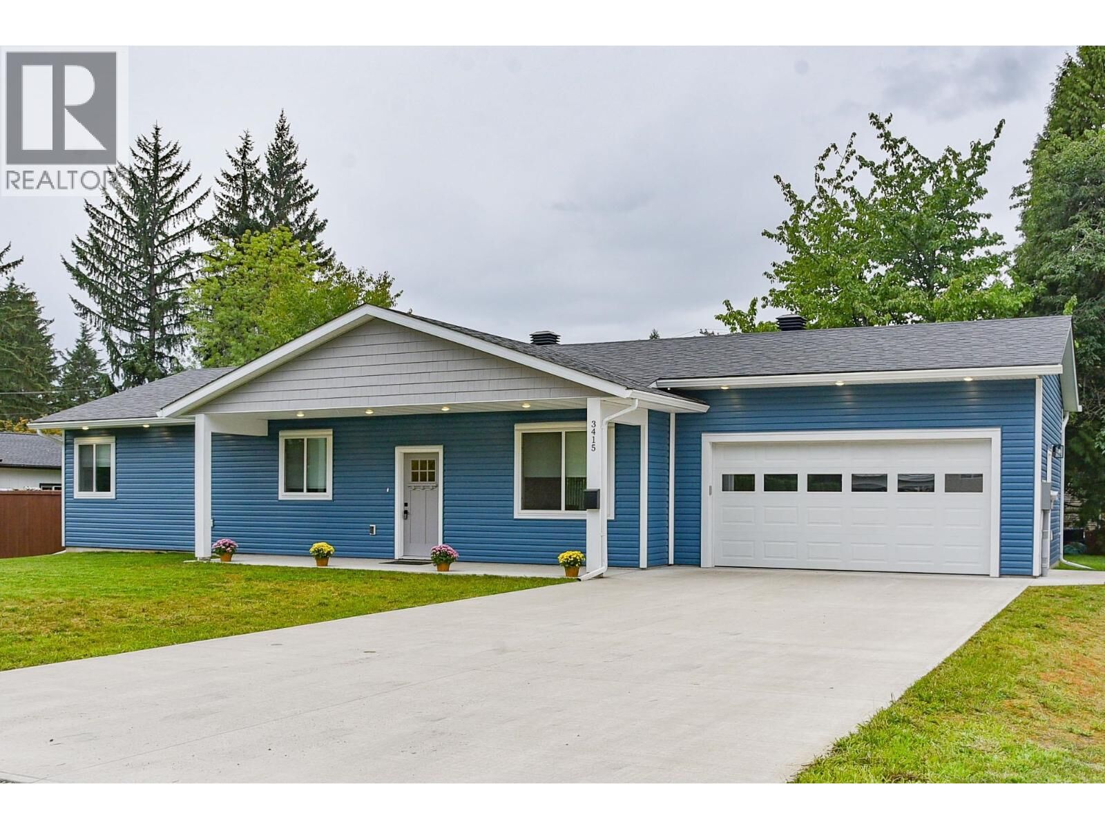Property Photo:  3415 Bruce Street  BC V8G 3C7 