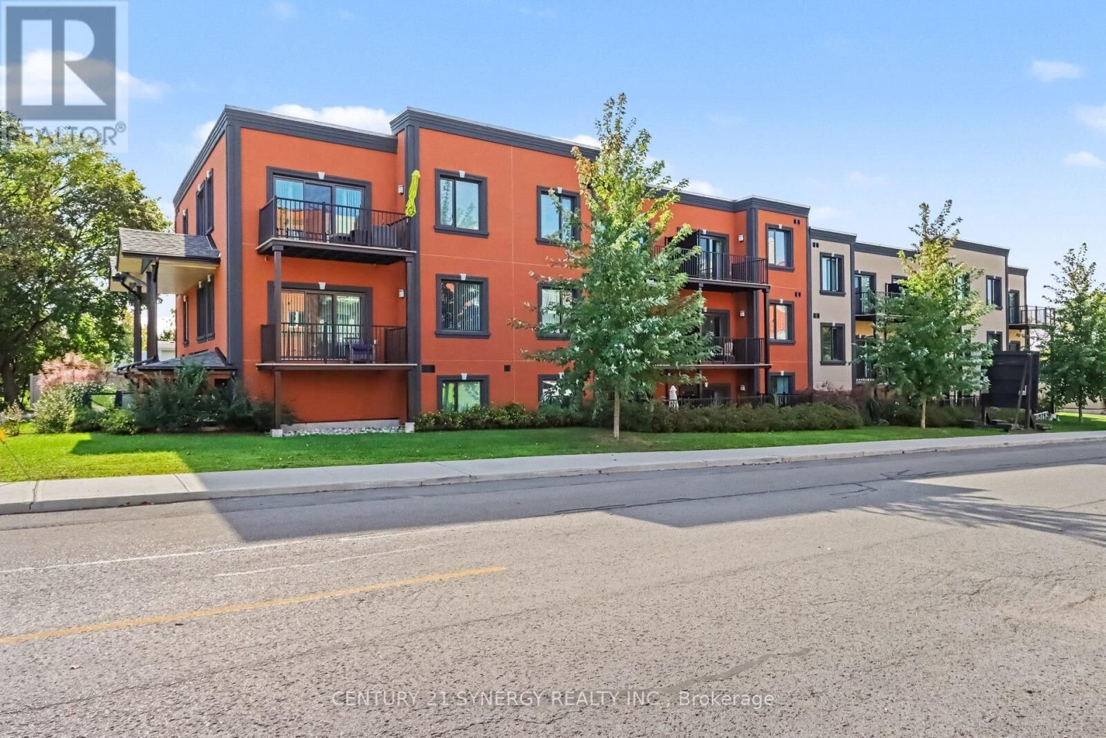 Property Photo:  40 McGill Street South 1F  ON K7A 0C5 