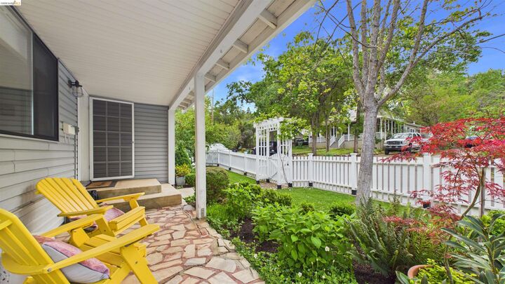 Property Photo:  186 Theall  CA 95370 