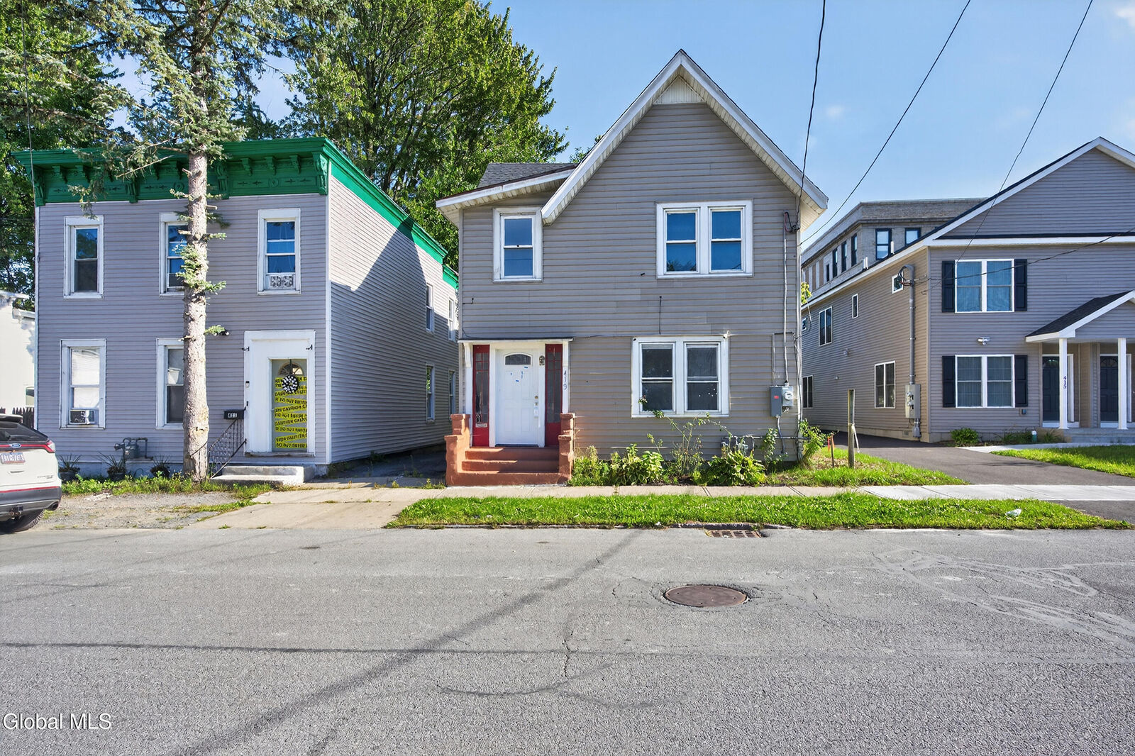 Property Photo:  413 Summit Avenue  NY 12307 