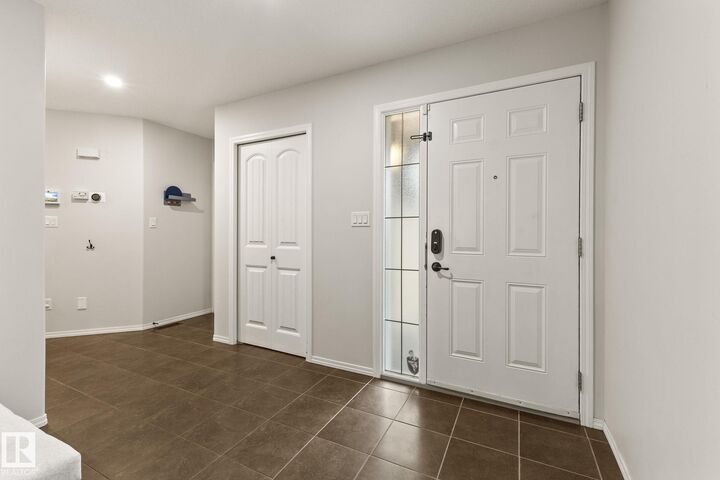 Property Photo:  728 173 Street SW  AB T6W 0M4 