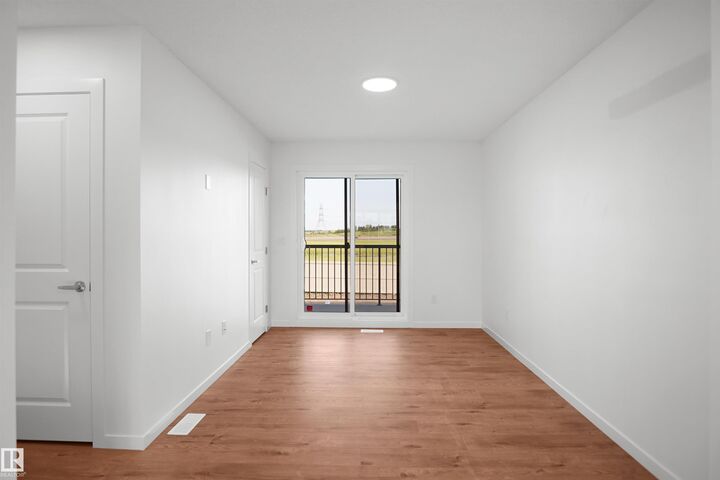 Property Photo:  1425 9 Street NW  AB T6T 2N8 