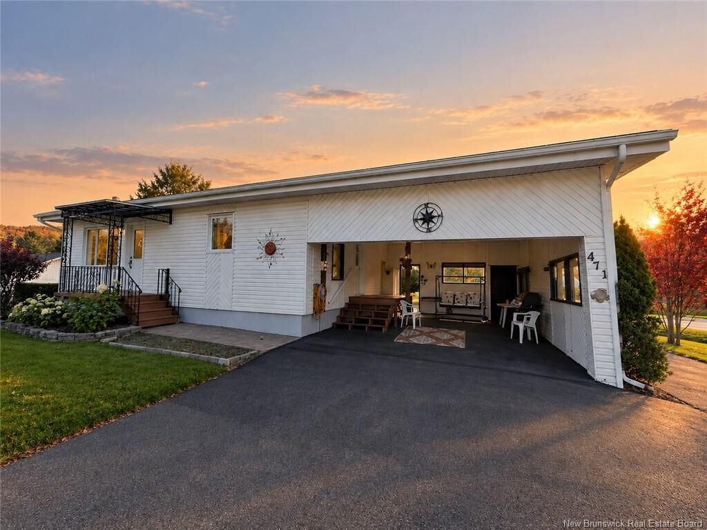 Property Photo:  471 2E Sault Road  NB E7B 2K9 