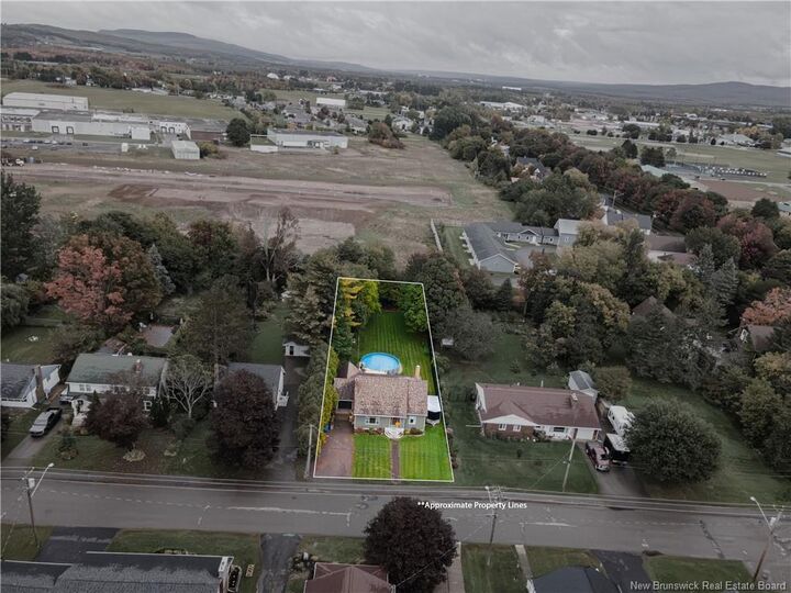 Property Photo:  27 Stewart Avenue  NB E4E 2E7 