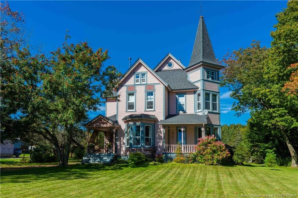 Property Photo:  197 Main Street  NB E5R 1B7 
