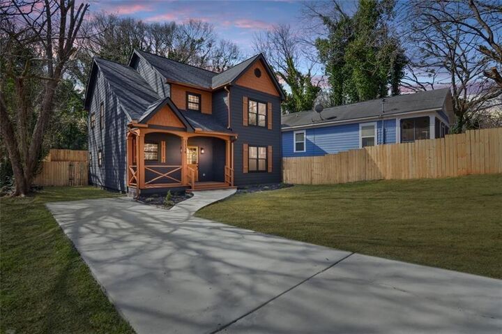 Property Photo:  1114 Osborne Street SW  GA 30310 