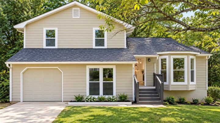 Property Photo: 6202 Saint Christophers Court GA 30058